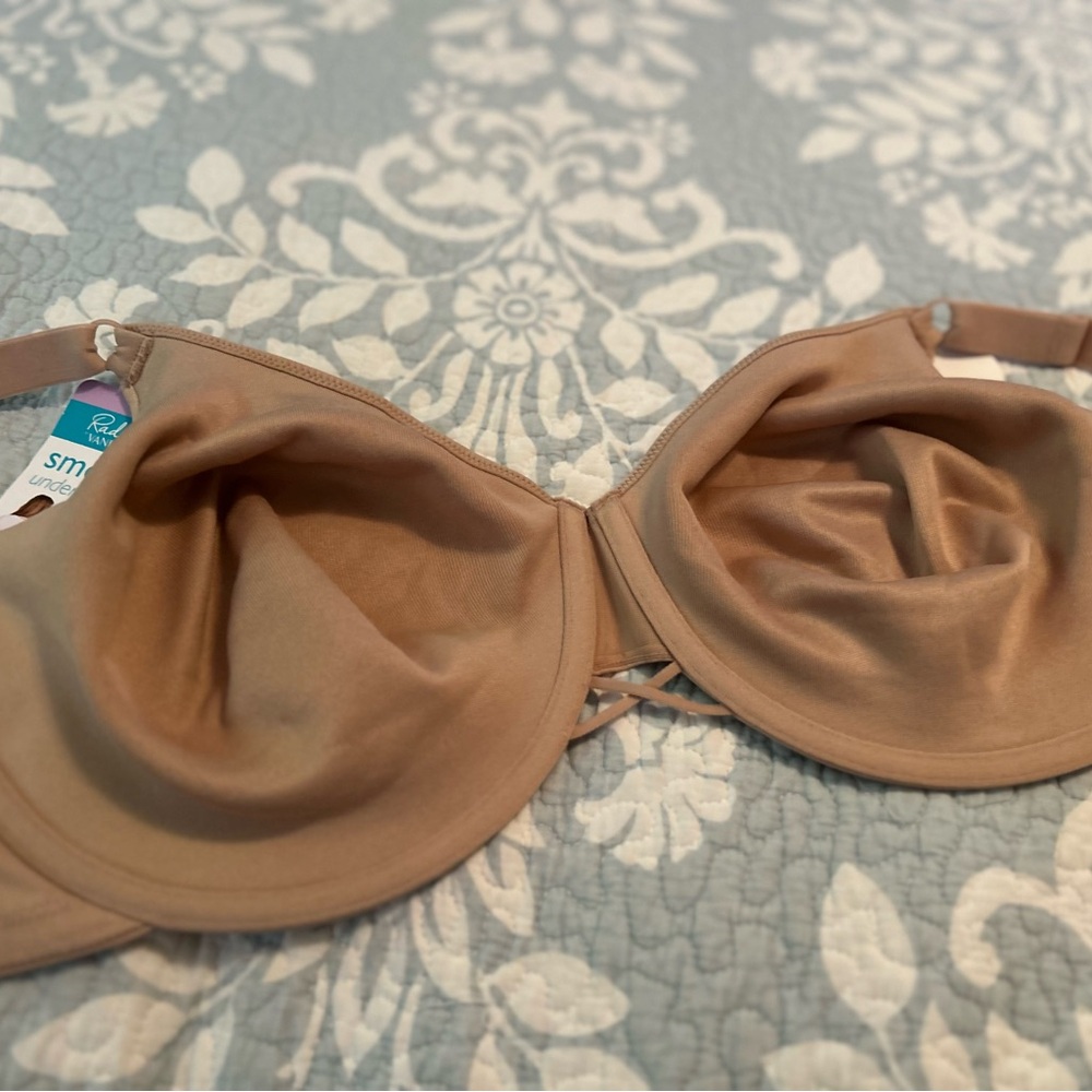 Vanity Fair RADIANT,Underwire.44DD seamless bra,no padding.